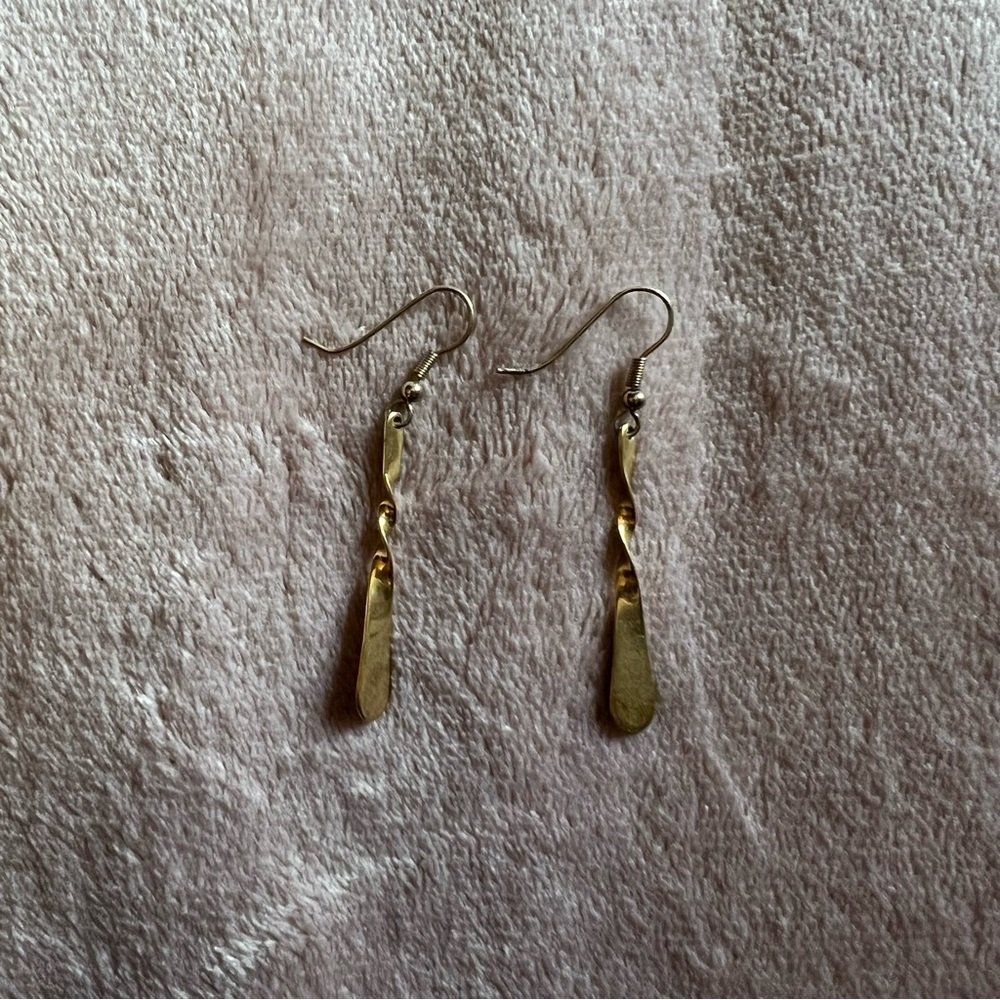 Vintage earrings 🌸